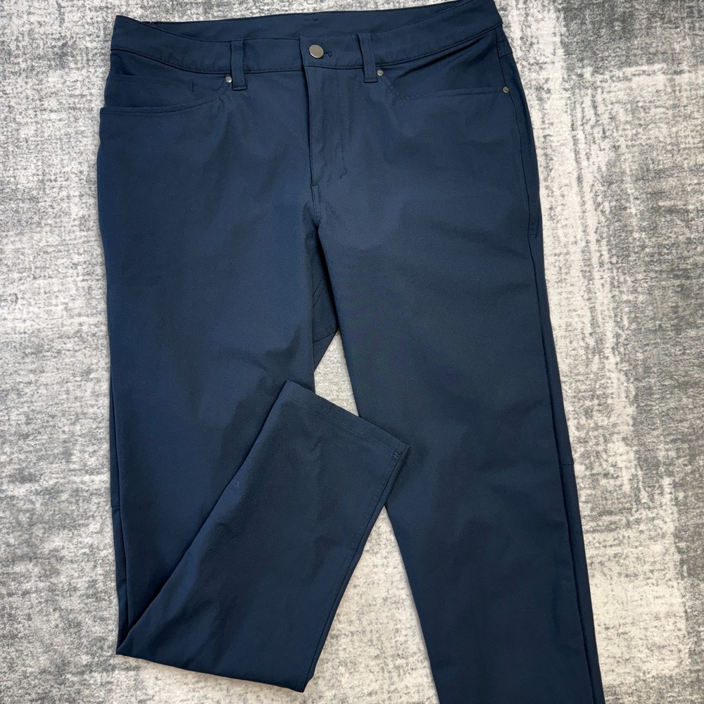 Lululemon ABC 5 Pocket Pants Mens 33 Navy Blue Classic Warpstreme Commute Tech